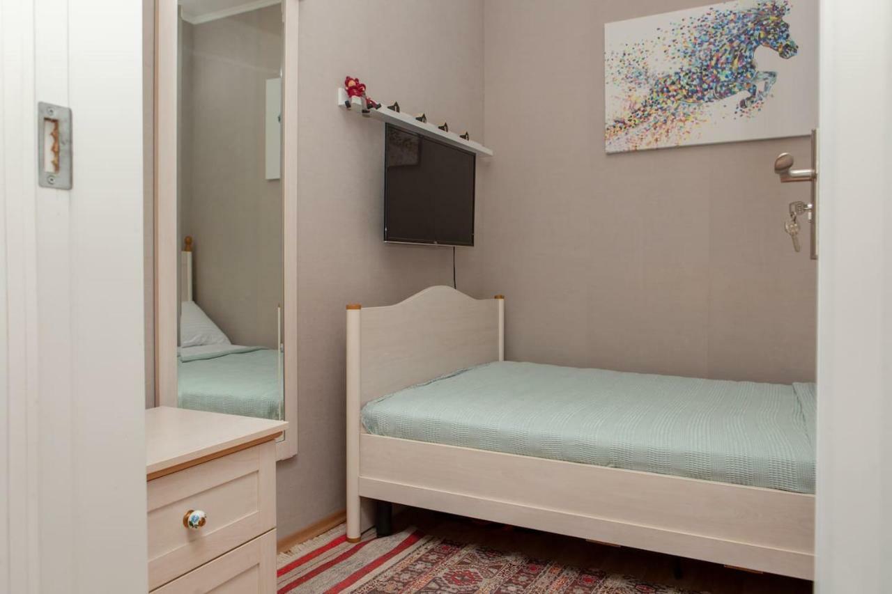 Alionas Home Tbiliszi Kültér fotó