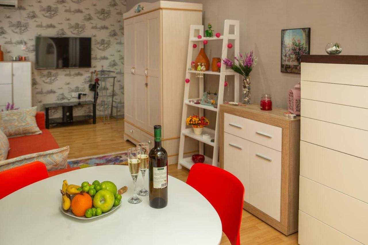 Alionas Home Tbiliszi Kültér fotó